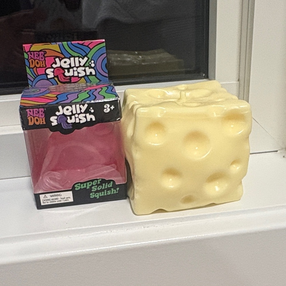 Super Solid Squish Cheese Cube Toy - Cream